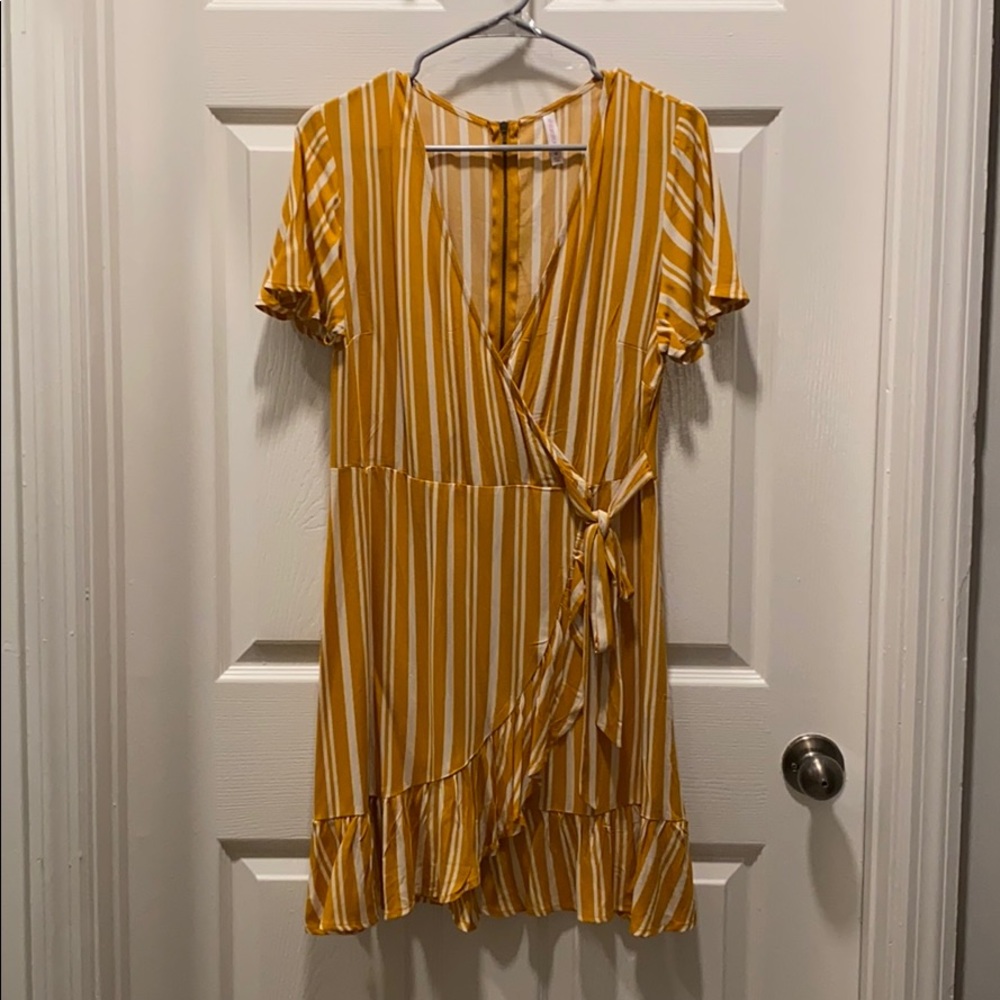 Xhilaration summer dress